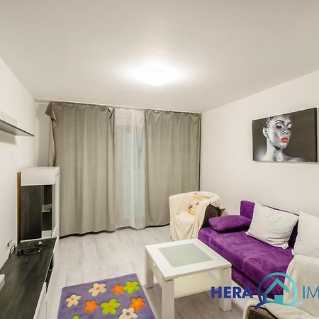 أراد Apartament Cu O Camera المظهر الخارجي الصورة