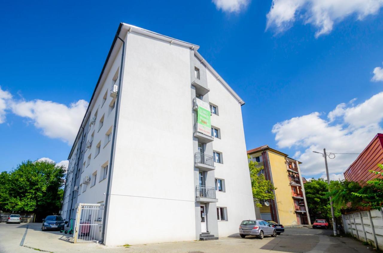 أراد Apartament Cu O Camera المظهر الخارجي الصورة
